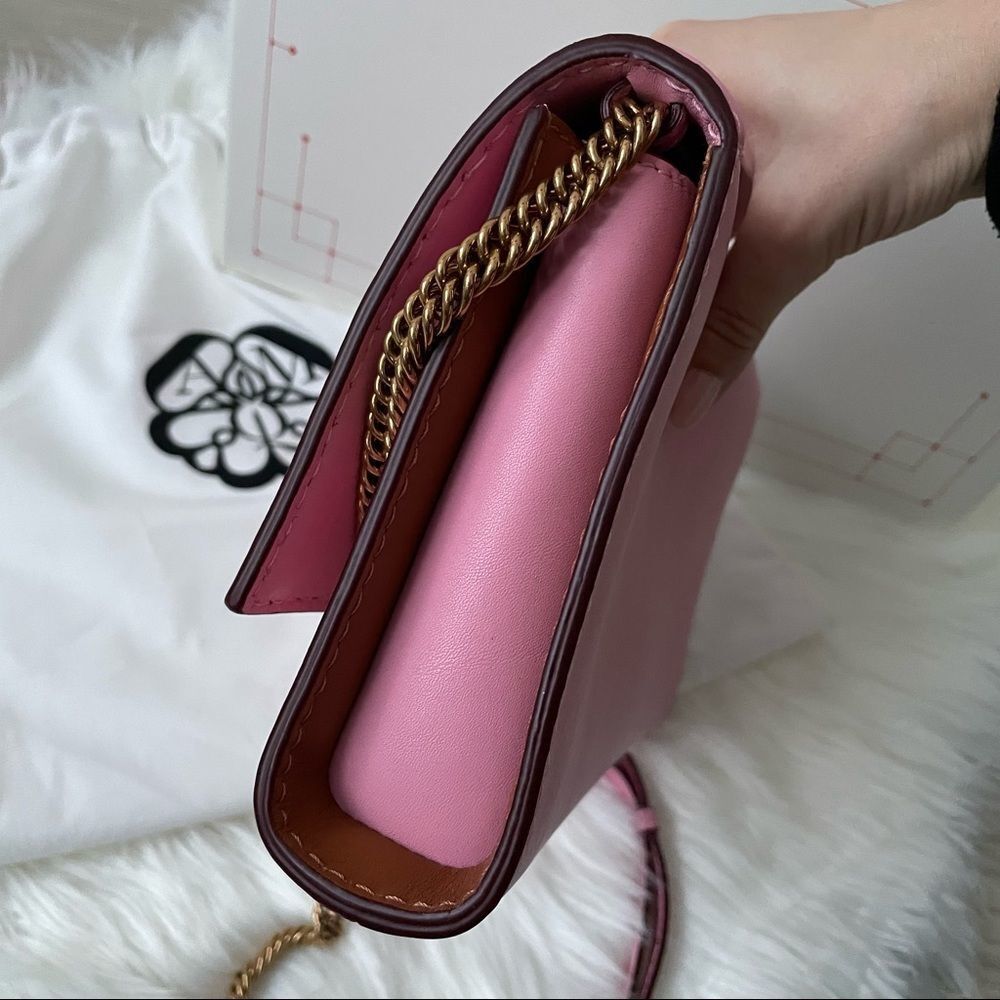 Alexander McQueen Clutch Shoulder Bag - Barbie Pink - Handbag - Designer - Gold - Picture 13 of 14